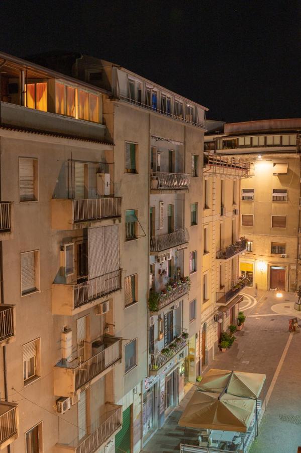 Готель 5 Sensi - Vasca Idromassaggio, Terrazzo, Fibra Ultraveloce, Parcheggio Coperto Su Richiesta Козенца Екстер'єр фото